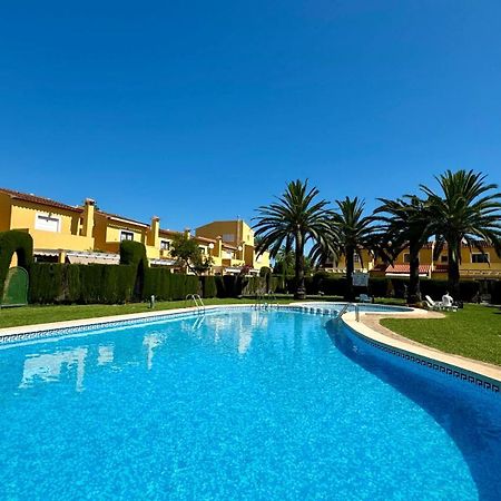 Datiler Vybdenia Bagian luar foto